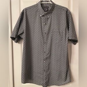Mens button down short sleeve shirt
